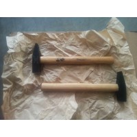 庫(kù)存錘子木柄鉗工錘